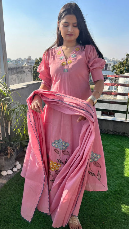 Elegant Pink Set Floral Kurta