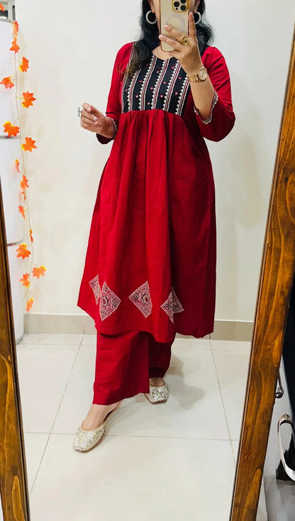 Stylish Designer Kurti Pant Set